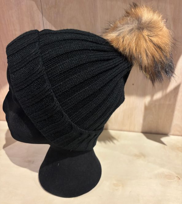 Main Image Two hats with pompom